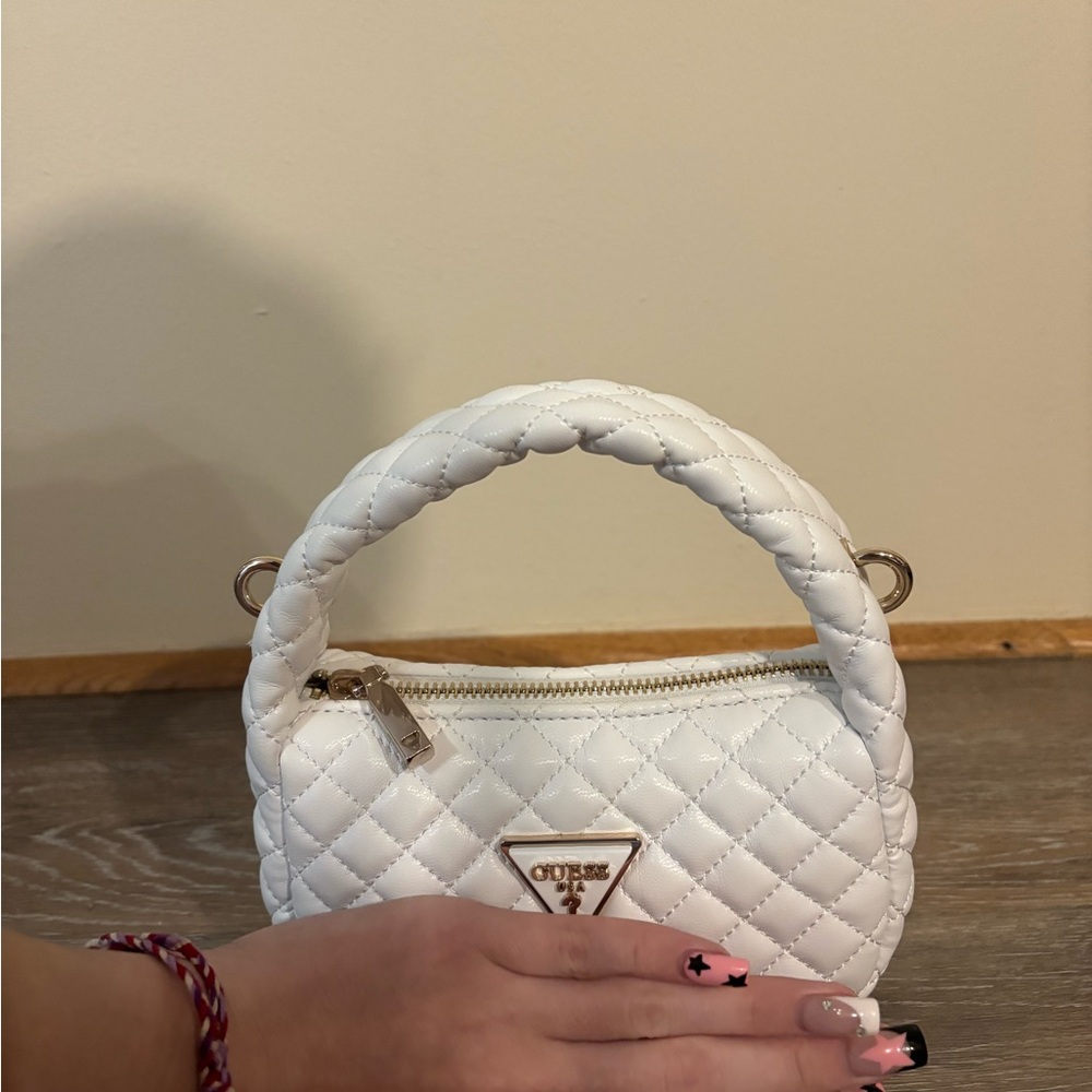 Guess Quilted White Mini Bag RARE - Picture 3 of 12